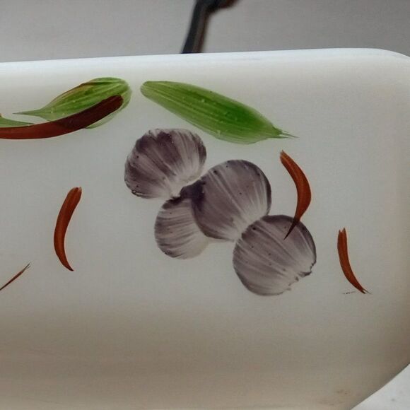 Vintage Fire King pan - Picture 4 of 7